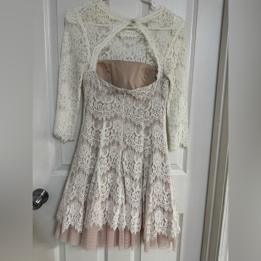 Betsy & Adam Lace Fit & Flare Dress - Size 2 - Picture 12 of 13
